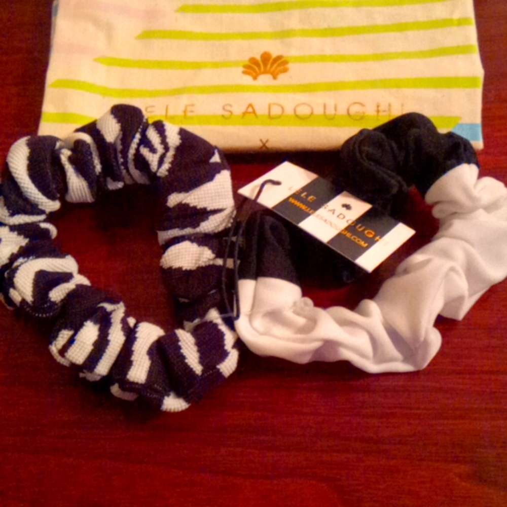 Lele Sadoughi Scrunchie